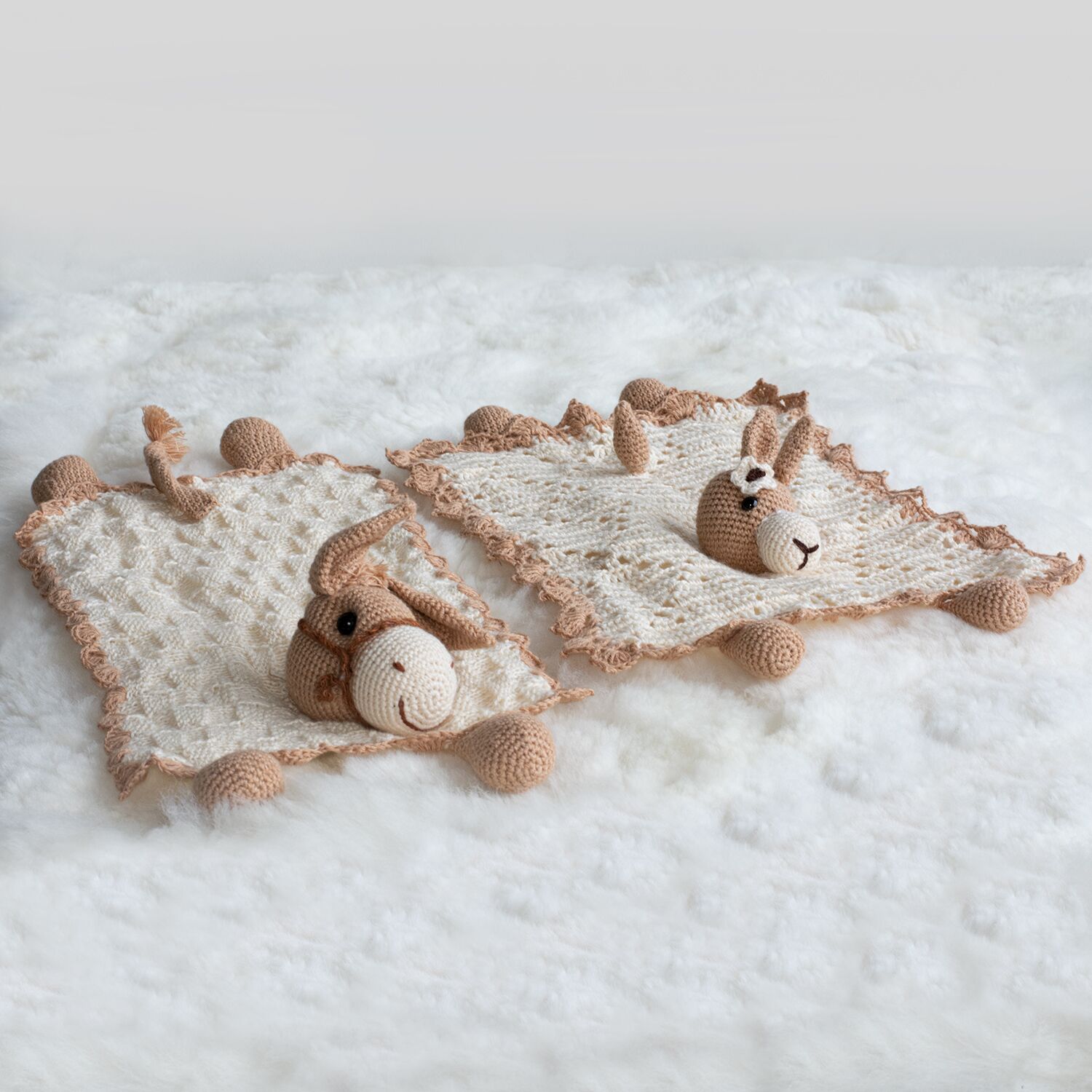 Set: Nuschi und Rassel "Tierische Freunde"